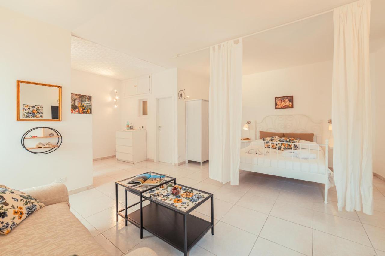 Taormina Apartments Bagian luar foto